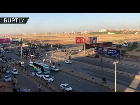 شاهد إطلاق نار داخل معسكر تابع لجهاز المخابرات السودانية في الخرطوم