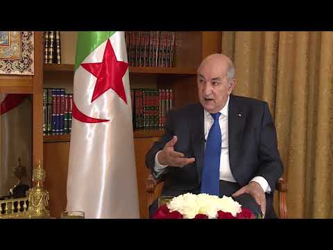شاهد الرئيس الجزائري يؤكّد أن الأولوية للدستور الجديد