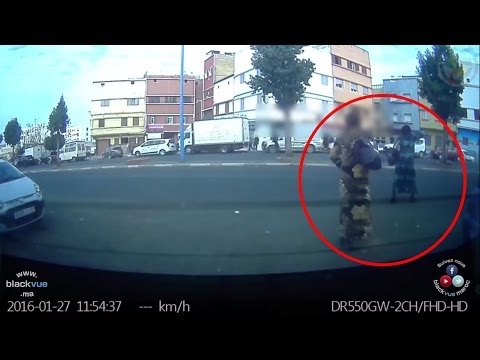 شاهد لحظة سرقة هاتف في الدارالبيضاء